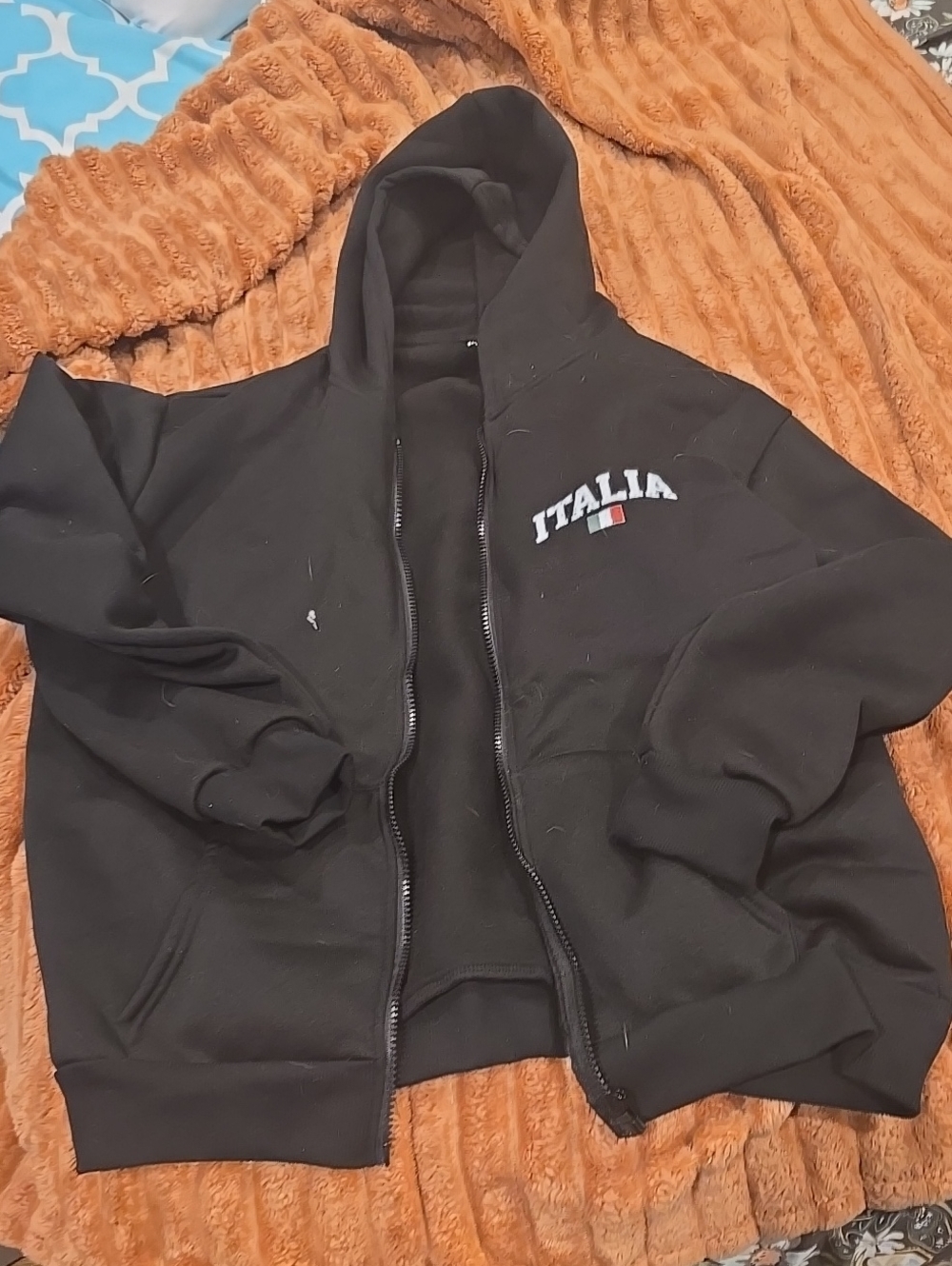 ❤️10/$30 Cute Italy Zip Up Hoodie